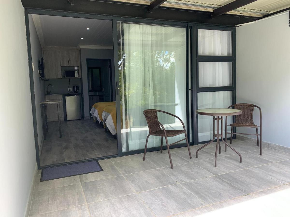 At The River Guest House ครูนชตัด ภายนอก รูปภาพ